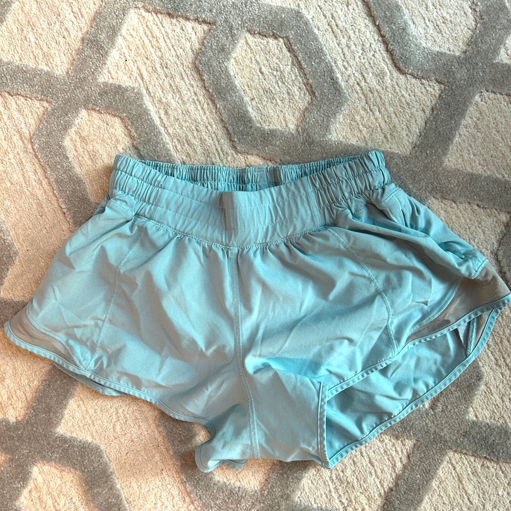 Blue hottie hot shorts lululemon size 4 2.5 inch
